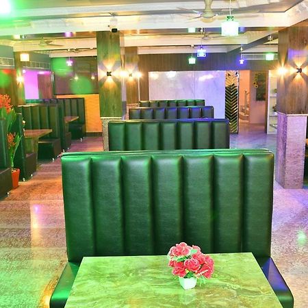 Ganpati Plaza Hotel Ádzsmir Kültér fotó