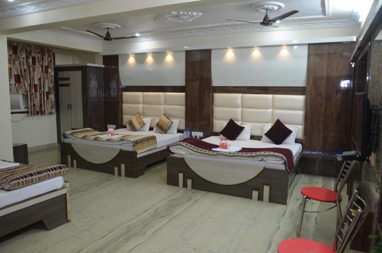 Ganpati Plaza Hotel Ádzsmir Kültér fotó